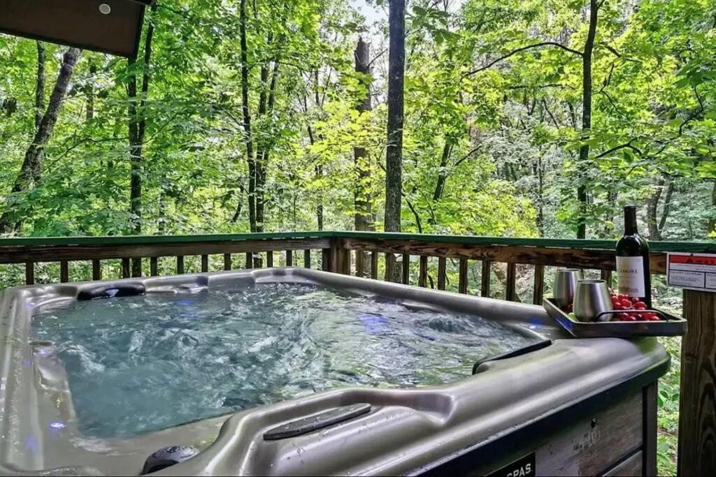 Villa Beary Peaceful Smokies Retreat: Hot-Tub & Pools Pigeon Forge Exterior foto